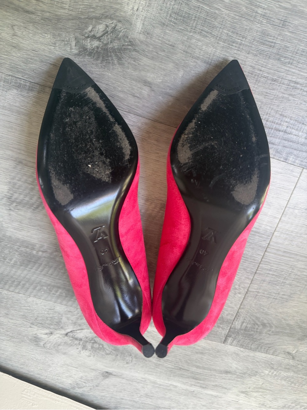 Louis Vuitton Pink Suede Pointed-Toe Heels with Crystal LV Emblem - Picture 8 of 14